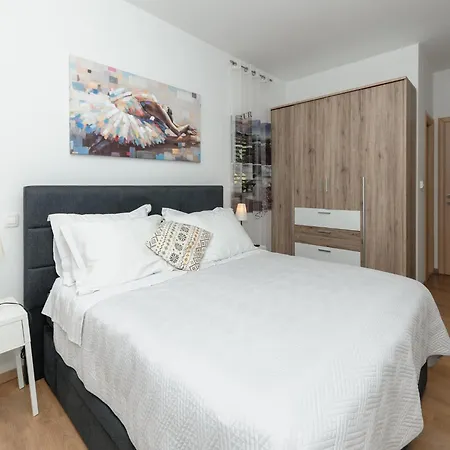 Luxury With Heated Pool, Terrace, And Outdoor Amenities For Relaxation - Five Bedroom * Trogir